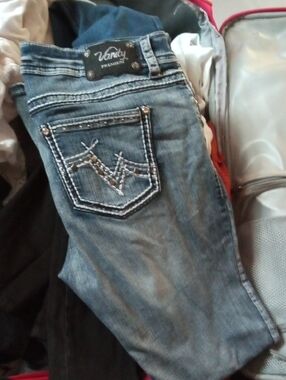 Women's Light Blue Boot Cut Jeans with Embroidered Pocket